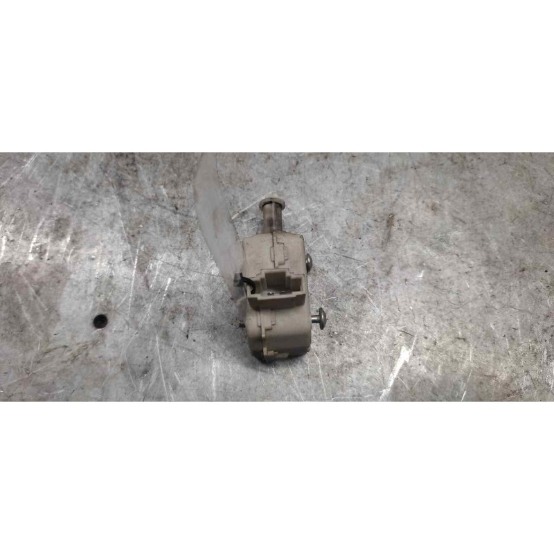 Recambio de motor cierre centralizado porton para seat leon (1m1) last edition referencia OEM IAM 3B0959781 2 PINS 2