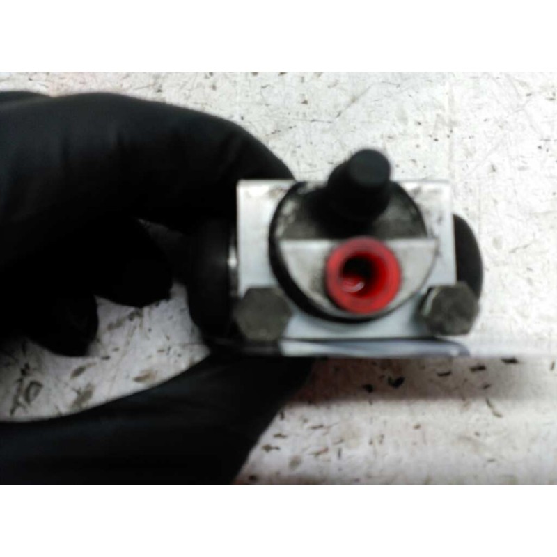 Recambio de bombin freno tambor para ford focus berlina (cap) ambiente (d) referencia OEM IAM - Azul 2