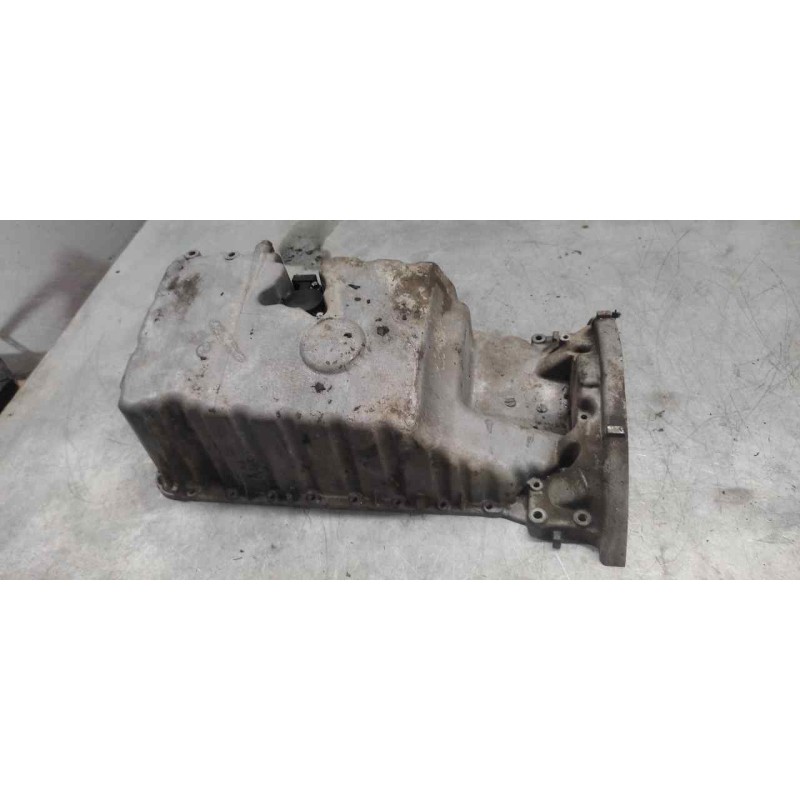 Recambio de carter para mercedes-benz sprinter 02.00  caja abierta 2.2 cdi cat referencia OEM IAM R6110140902  