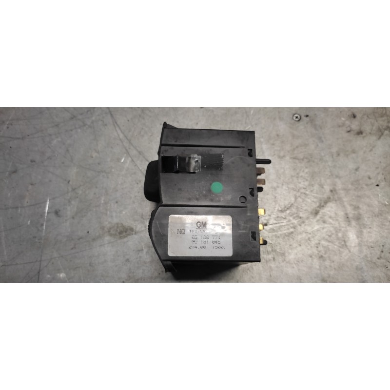 Recambio de mando luces para opel astra g berlina 2.0 16v di cat (x 20 dtl / ld3) referencia OEM IAM 09180774 09181045 2