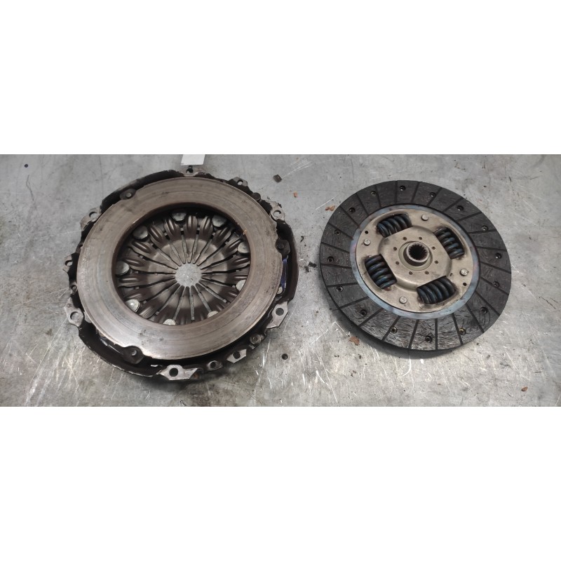 Recambio de kit embrague para peugeot partner kombi confort referencia OEM IAM - Gris 2