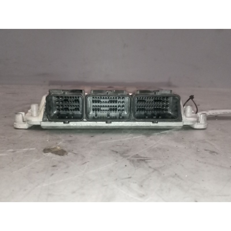 Recambio de centralita motor edc para renault master caja abierta/chasis ab '98 caja abierta batalla 3578 referencia OEM IAM 820 - Rojo 2