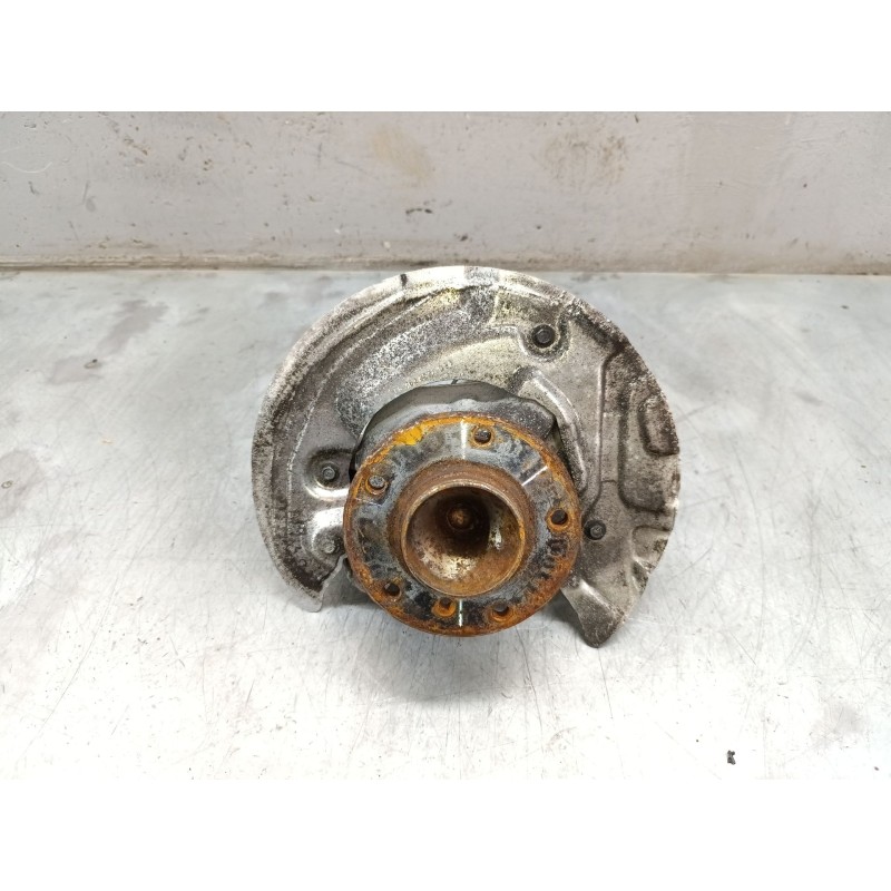Recambio de mangueta delantera derecha para bmw 3 (e90) 320 d referencia OEM IAM 3121677321004  