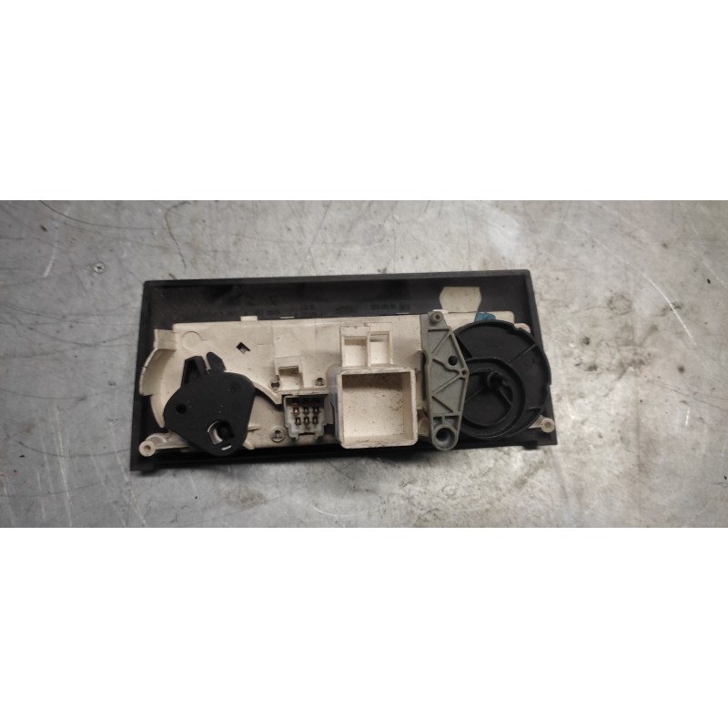 Recambio de mando calefaccion / aire acondicionado para opel vectra b berlina 1.8 16v referencia OEM IAM 90463845 2