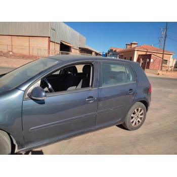 volkswagen golf v berlina (1k1) del año 2006