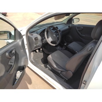 opel corsa c del año 2006