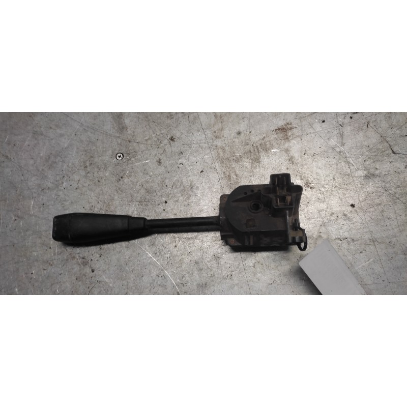 Recambio de mando limpia para peugeot 505 berlina 1.8 referencia OEM IAM   6 PINS 2