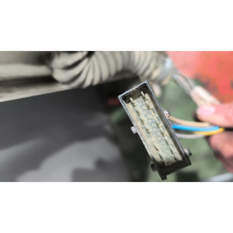 Recambio de puerta delantera derecha para daf serie lf45 desde 01 5.9 diesel referencia OEM IAM 1400741 - Blanco 2