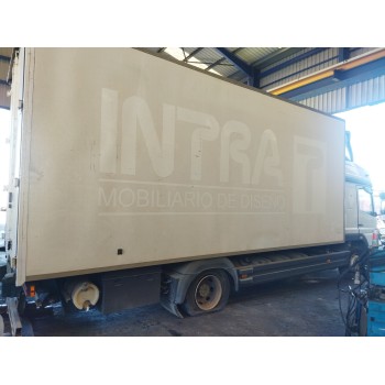 mercedes-benz atego 6-cil.4x2/bm 970,2,4-6 del año 2002