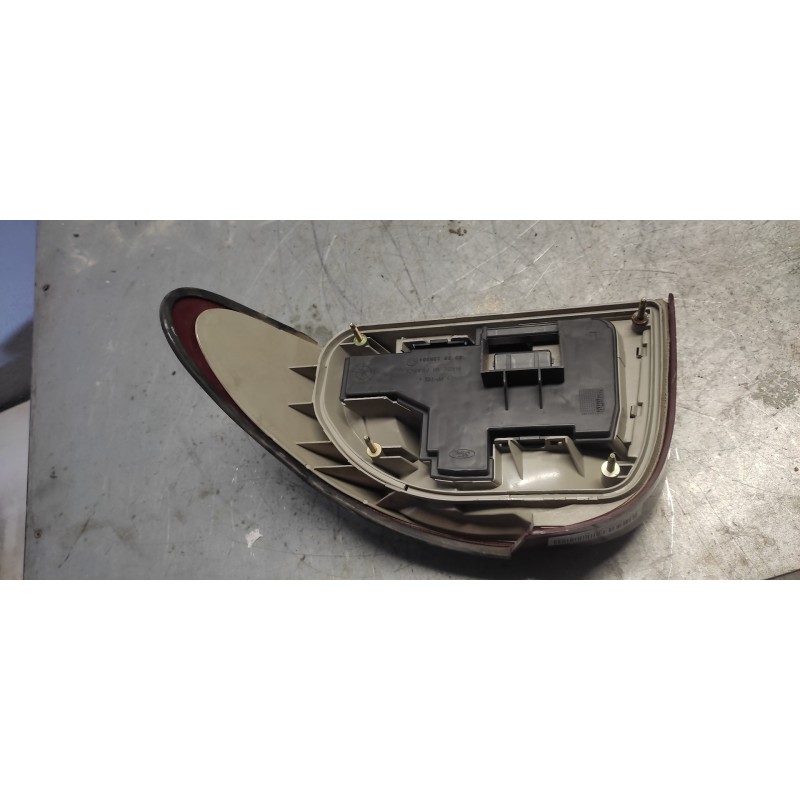Recambio de piloto trasero izquierdo para ford mondeo berlina/familiar (fd) glx berlina referencia OEM IAM 2