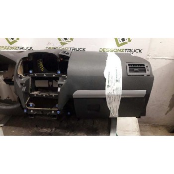 Recambio de salpicadero para opel zafira b 1.9 cdti referencia OEM IAM   