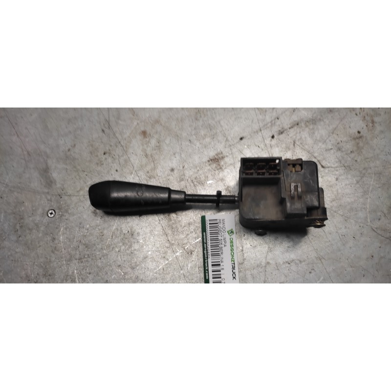 Recambio de mando limpia para peugeot 505 berlina 1.8 referencia OEM IAM   6 PINS 2