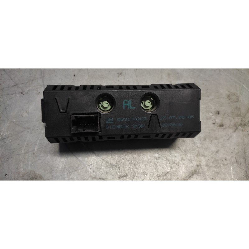 Recambio de pantalla multifuncion para opel astra g berlina 1.7 16v cdti cat (z 17 dtl / lrb) referencia OEM IAM 009133265 5WK70 2
