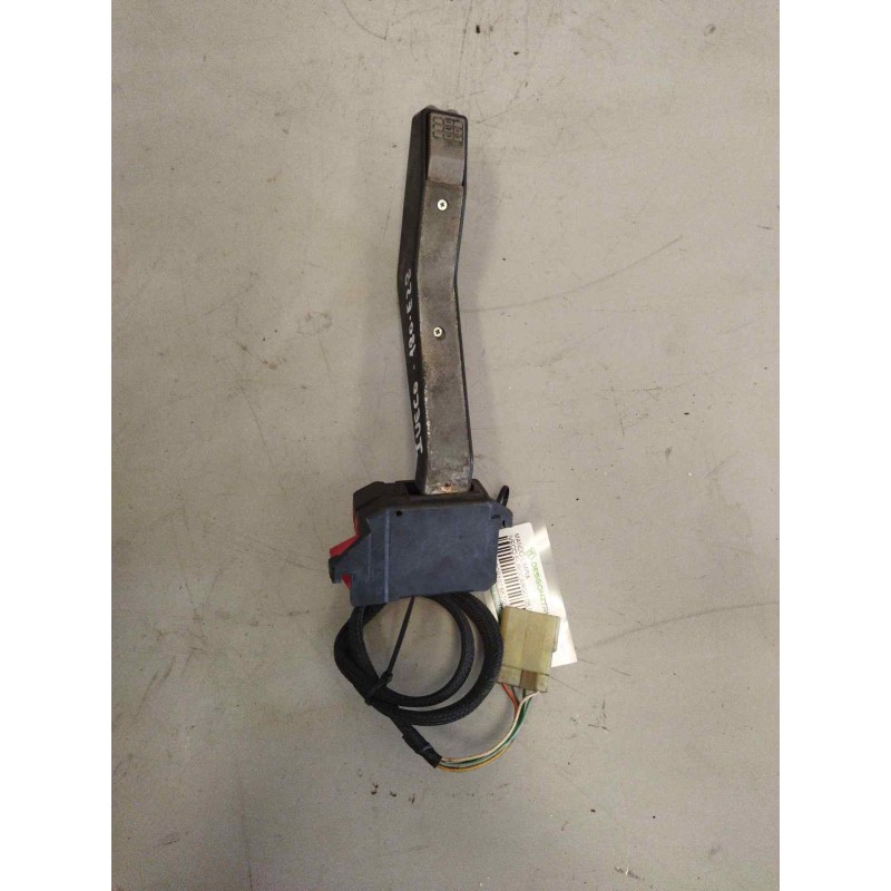 Recambio de mando limpia para iveco eurocargo 05.03  5.9 diesel referencia OEM IAM 500378104 - Blanco 2