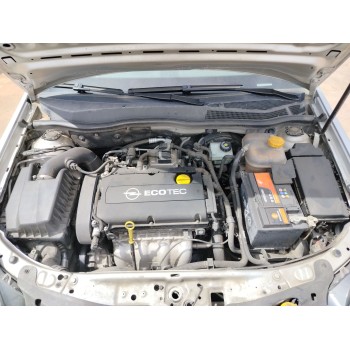 opel astra h gtc (a04) del año 2009