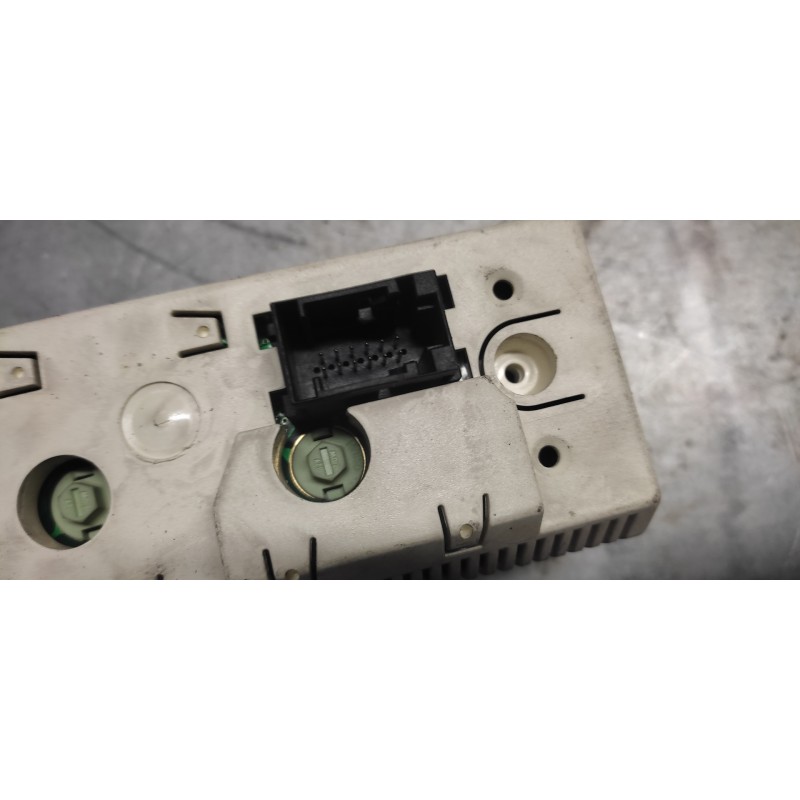 Recambio de pantalla multifuncion para opel astra g berlina 1.8 16v cat referencia OEM IAM 24418957 12 PINS 4