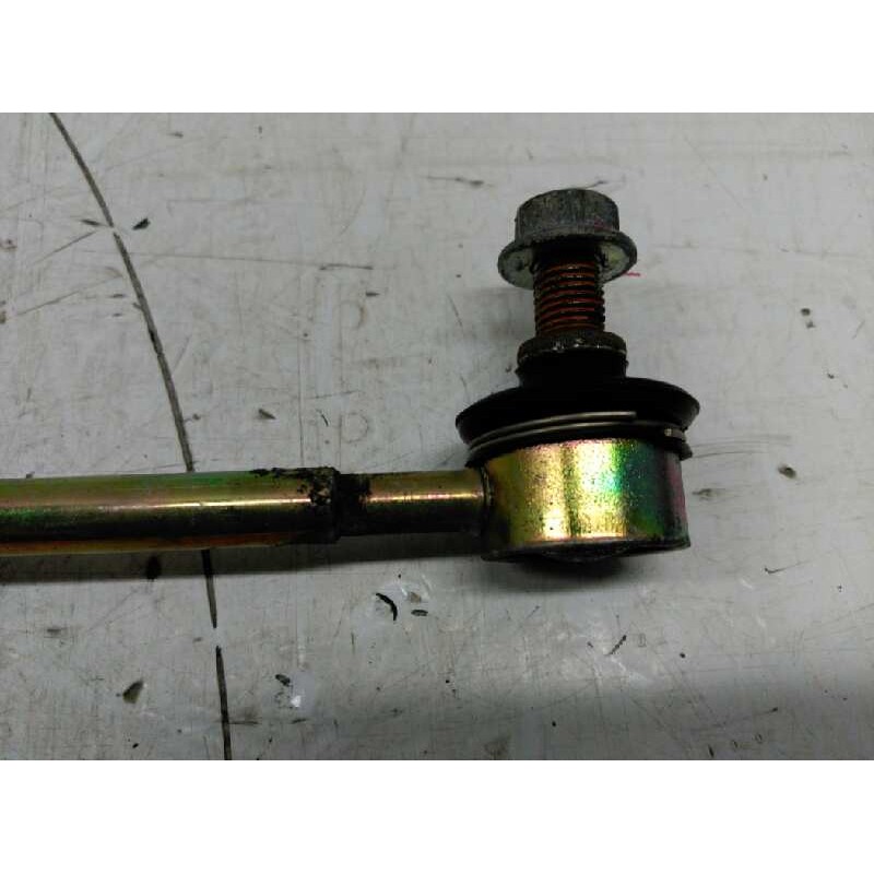 Recambio de bieleta estabilizadora delantera izquierda para toyota corolla (e12) 2.0 d-4d linea terra berlina referencia OEM IAM - Rojo 2