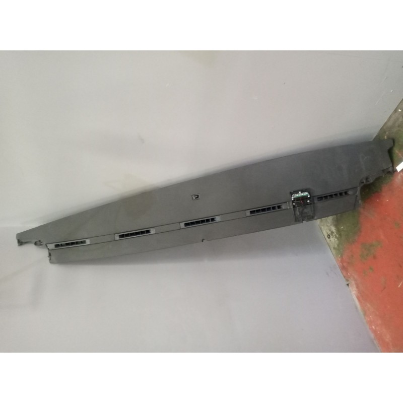 Recambio de salpicadero para volvo fh xxx referencia OEM IAM 82207572  
