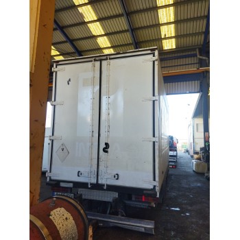 mercedes-benz atego 6-cil.4x2/bm 970,2,4-6 del año 2002