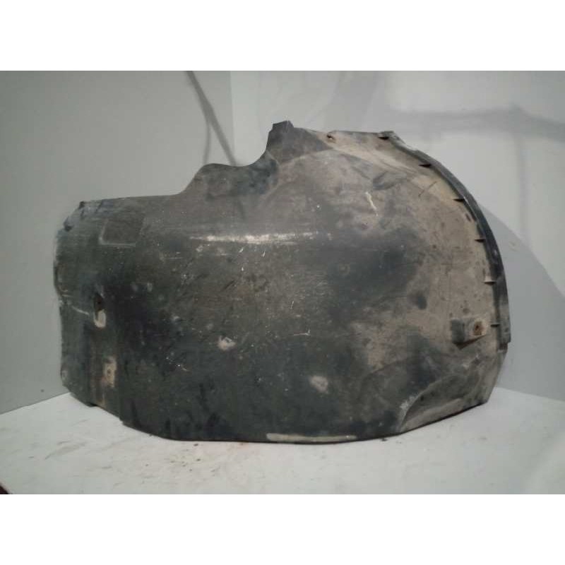 Recambio de guardabarros delantero izquierdo para renault magnum ab diesel referencia OEM IAM 5010574668  