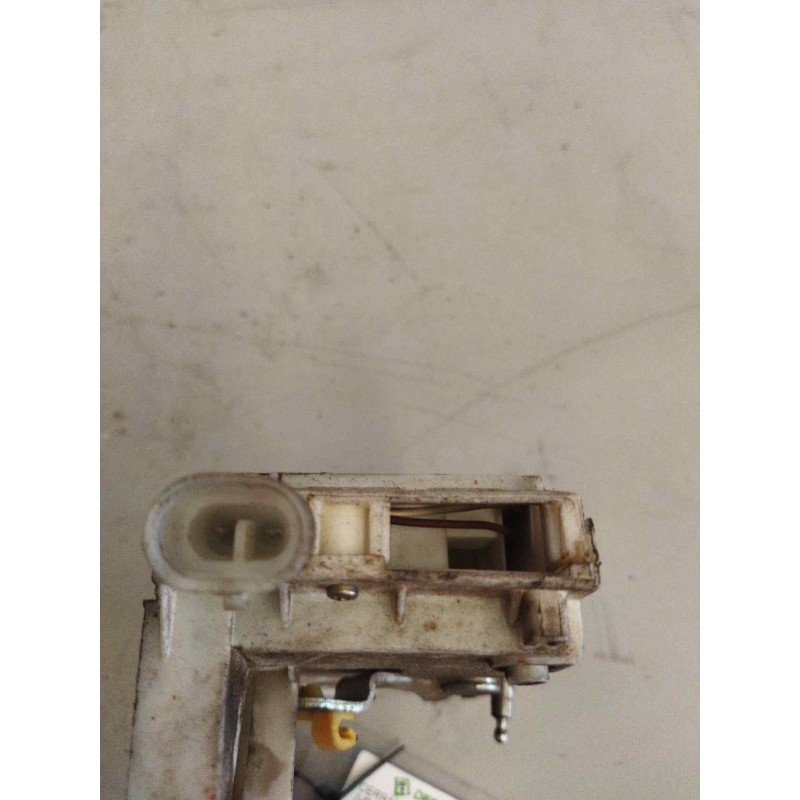 Recambio de cerradura puerta delantera derecha para iveco eurocargo 05.03  5.9 diesel referencia OEM IAM 98416346 - Blanco 3