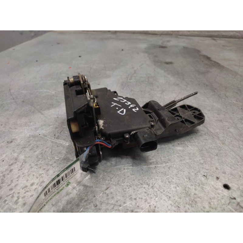 Recambio de cerradura puerta trasera derecha para volkswagen passat berlina (3b3) referencia OEM IAM  6 PINS 2
