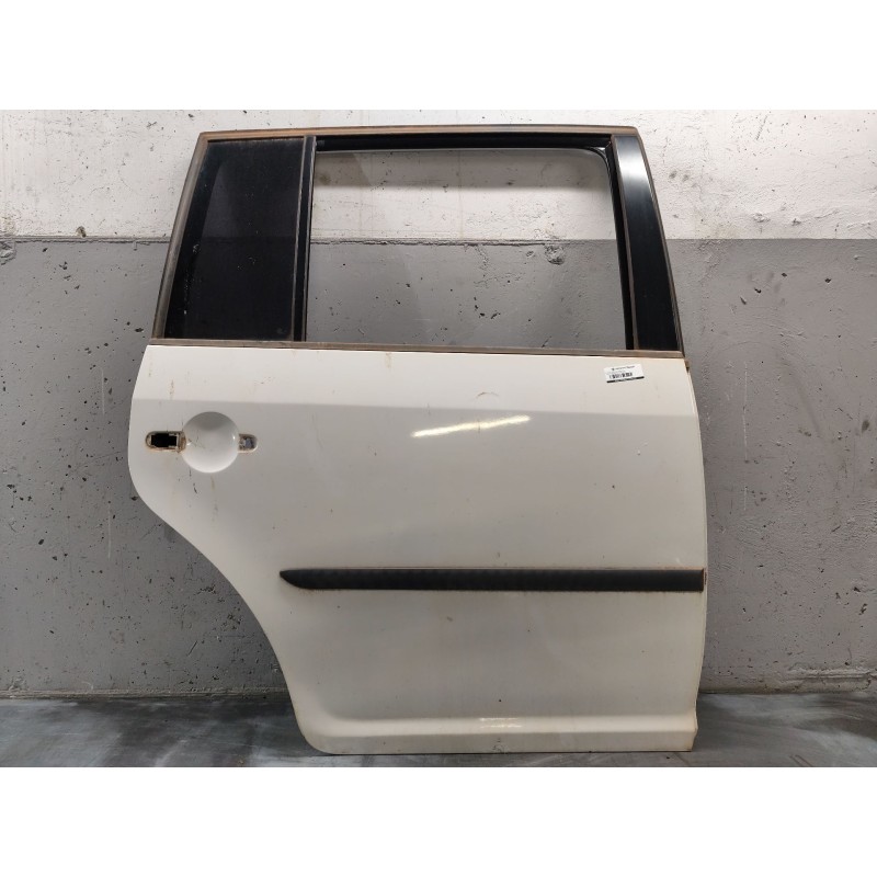 Recambio de puerta trasera derecha para volkswagen touran (1t3) 1.6 tdi referencia OEM IAM   