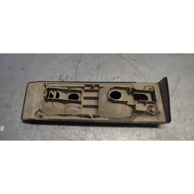 Recambio de piloto trasero derecho para ford escort berl./turn./cab./express básico berlina referencia OEM IAM 2