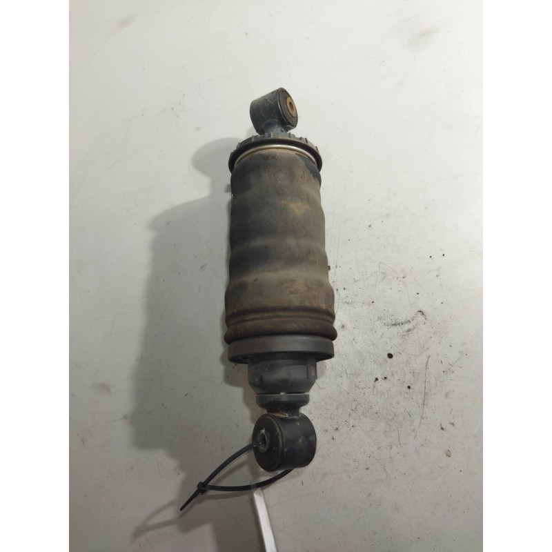 Recambio de amortiguador delantero derecho cabina para man tg - a 18.440 fg / bb (e3/e4) xlx referencia OEM IAM 731700005619 964 - Blanco