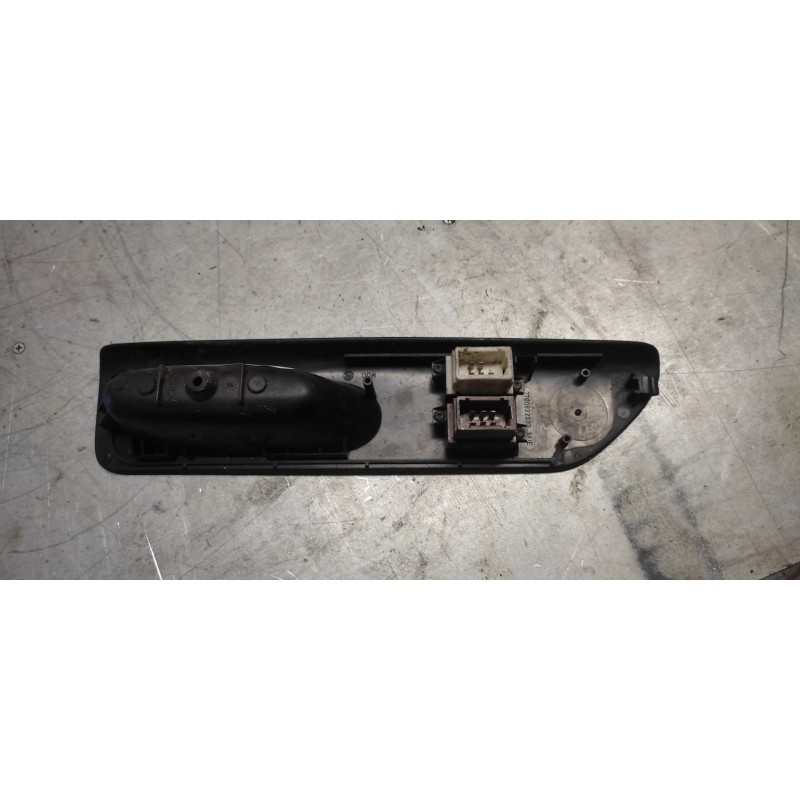 Recambio de mando elevalunas delantero izquierdo para renault laguna (b56) 2.0 referencia OEM IAM   6/5 PINS 2