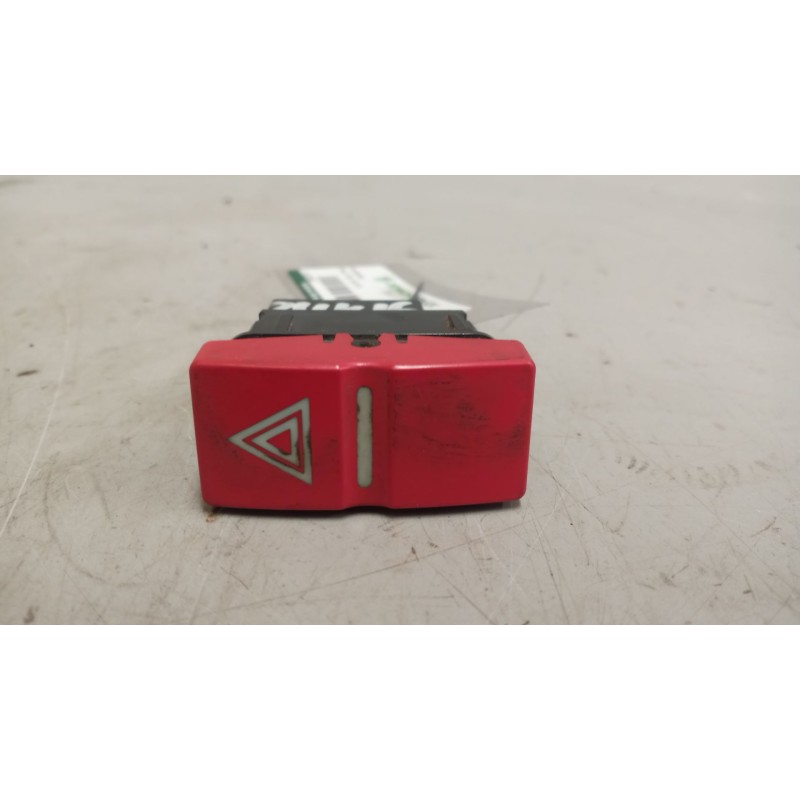 Recambio de warning para man tgx 18.xxx 12.4 diesel referencia OEM IAM 81255250215  