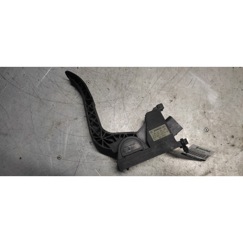 Recambio de potenciometro pedal para mercedes-benz sprinter 02.00  caja abierta 2.2 cdi cat referencia OEM IAM 0281002335 A90130 3
