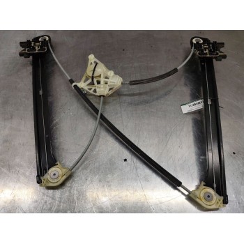 ELEVALUNAS DELANTERO DERECHO 4M0837462A 