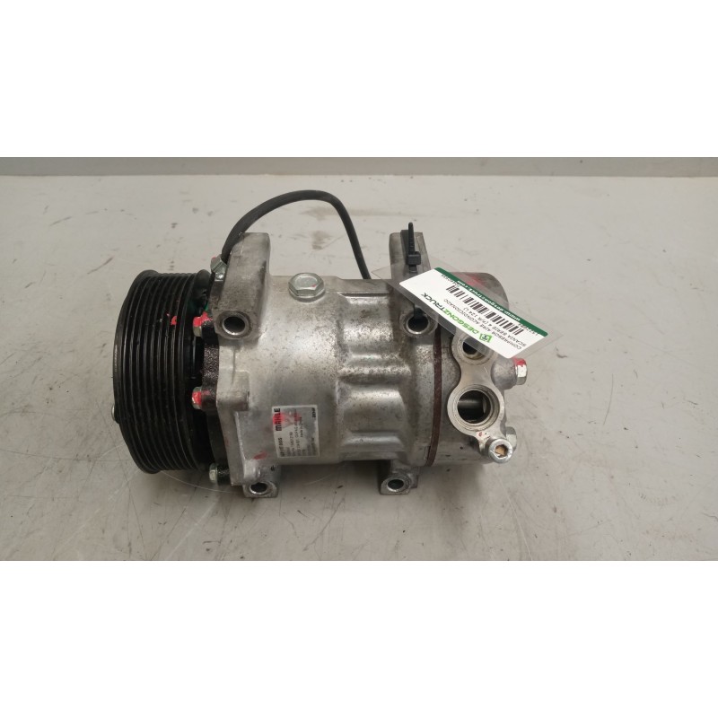 Recambio de compresor aire acondicionado para scania serie 4 (p/r 124 l) 11.7 diesel referencia OEM IAM 72440554  1348212169 - Rojo 5