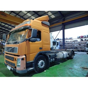 volvo fm 12 2002  del año 2004