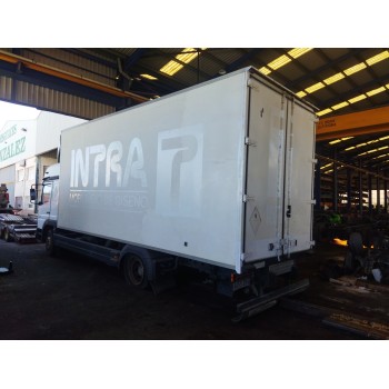 mercedes-benz atego 6-cil.4x2/bm 970,2,4-6 del año 2002