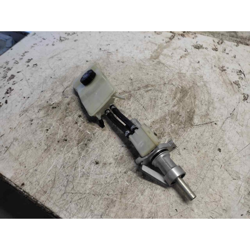 Recambio de bomba freno para mercedes-benz viano (w639) 2.1 cdi cat referencia OEM IAM A0004316901 2