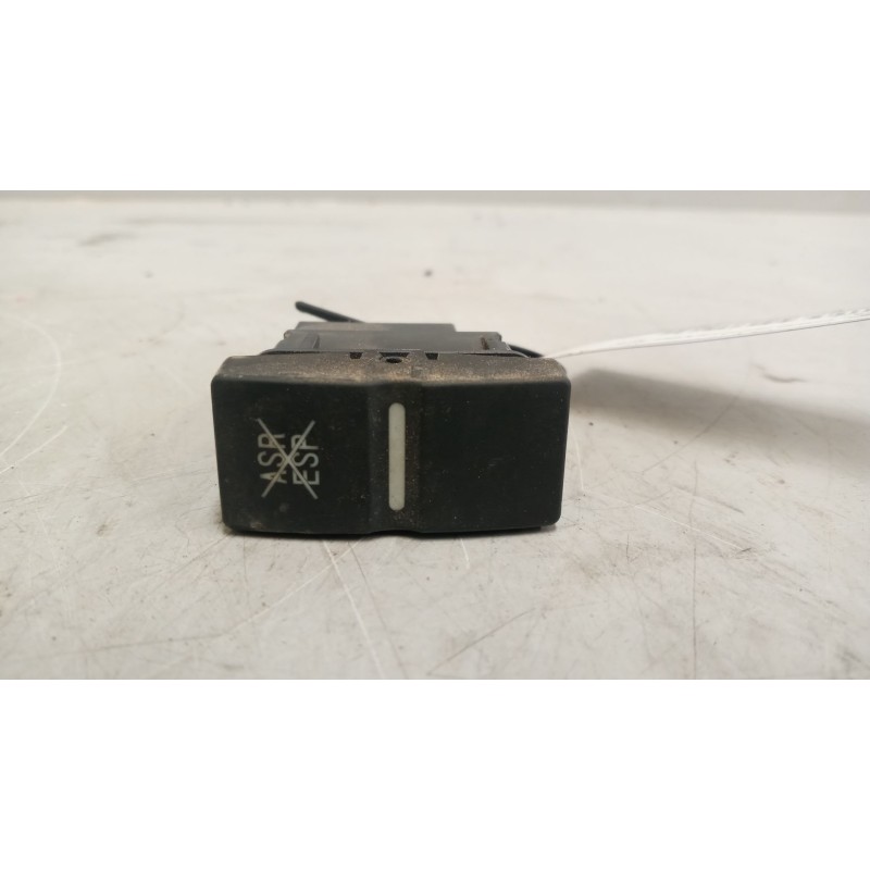 Recambio de interruptor para man tgx 18.xxx 12.4 diesel referencia OEM IAM 81255030322  