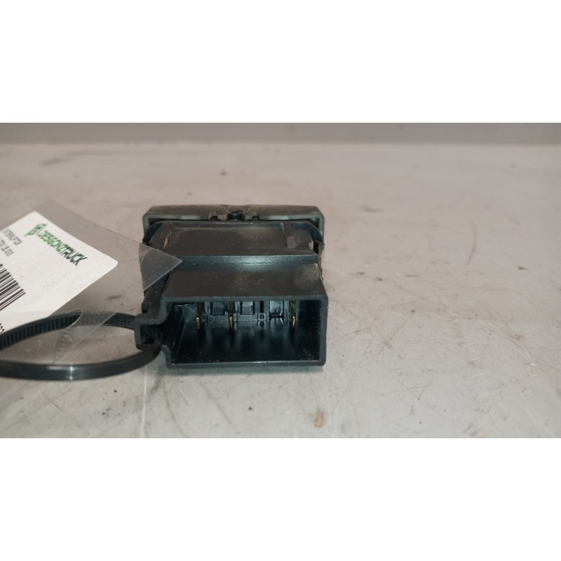 Recambio de interruptor para man tgx 18.480 12.4 diesel referencia OEM IAM 81255030322 - Blanco 2