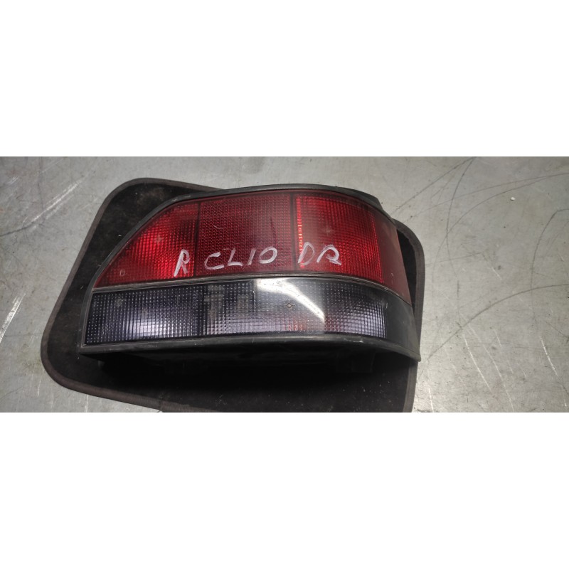 Recambio de piloto trasero derecho para renault clio i fase i+ii (b/c57) 1.2 alize referencia OEM IAM   