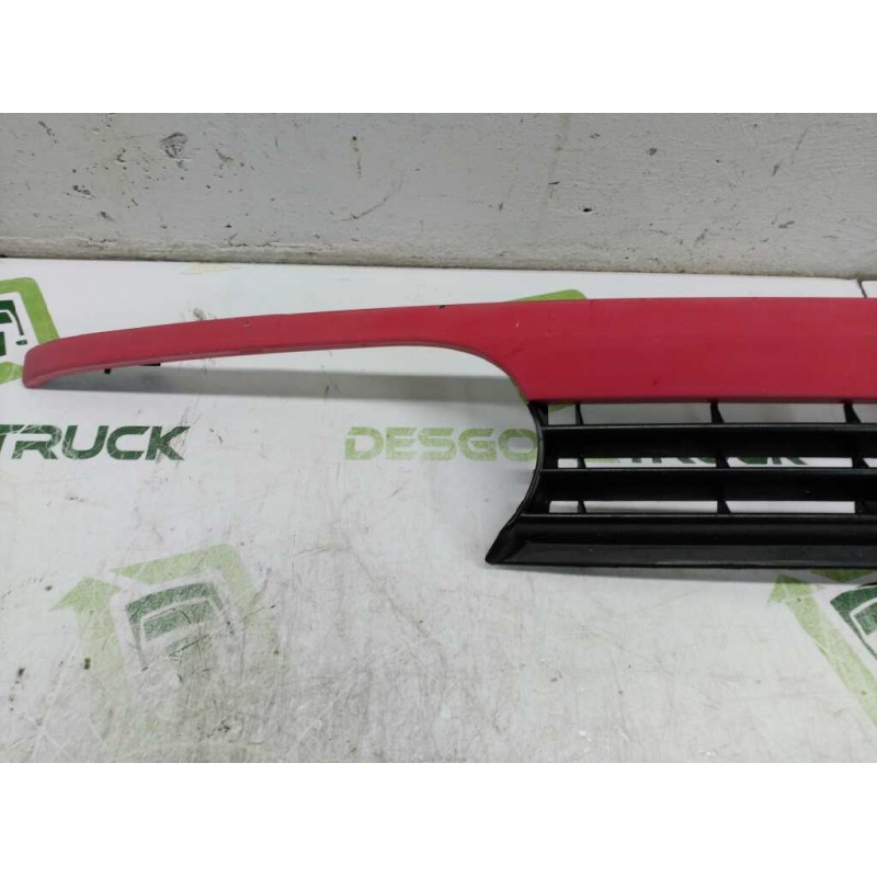 Recambio de rejilla delantera central para volkswagen golf iii variant ( 1h5) cl referencia OEM IAM 1H6853653 - Rojo 2