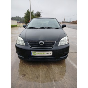 toyota corolla (_e12_) del año 2004