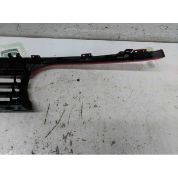 Recambio de rejilla delantera central para volkswagen golf iii variant ( 1h5) cl referencia OEM IAM 1H6853653  