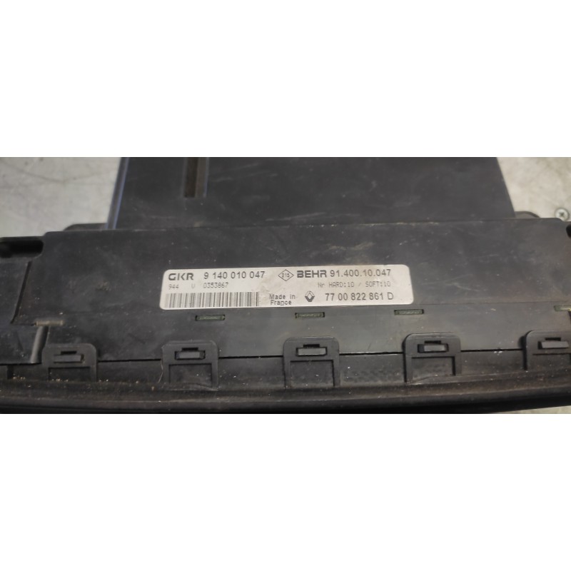 Recambio de mando climatizador para renault laguna (b56) 2.0 16v referencia OEM IAM 7700822861D 9140010047 3