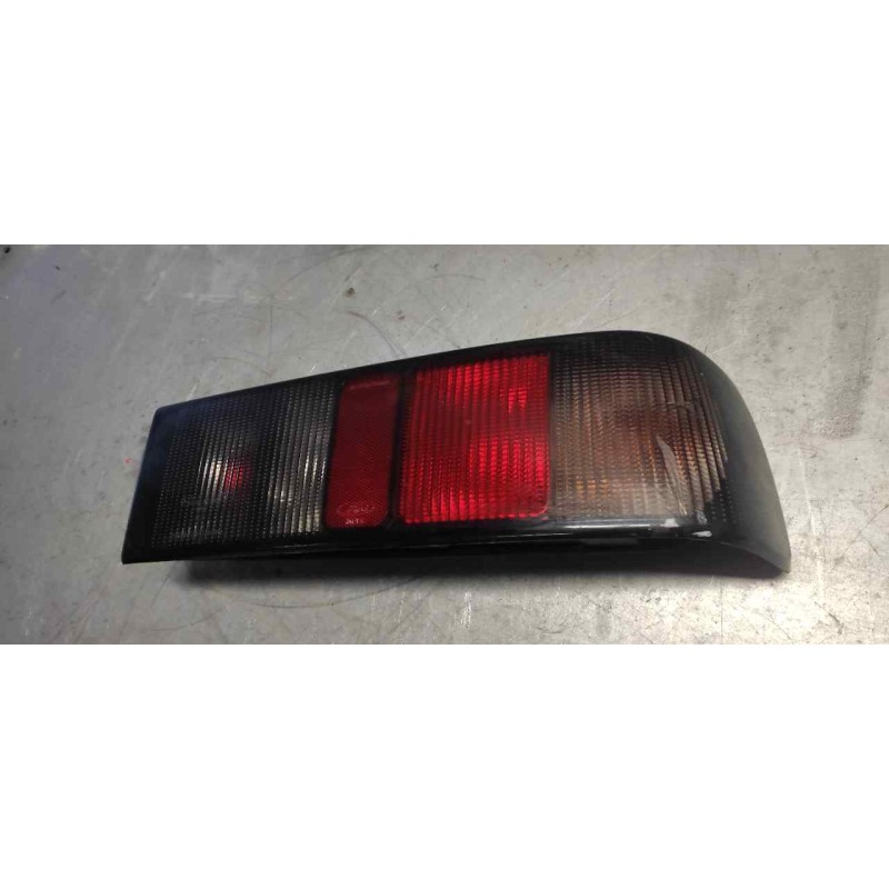 Recambio de piloto trasero derecho para ford sierra turnier clx referencia OEM IAM 2