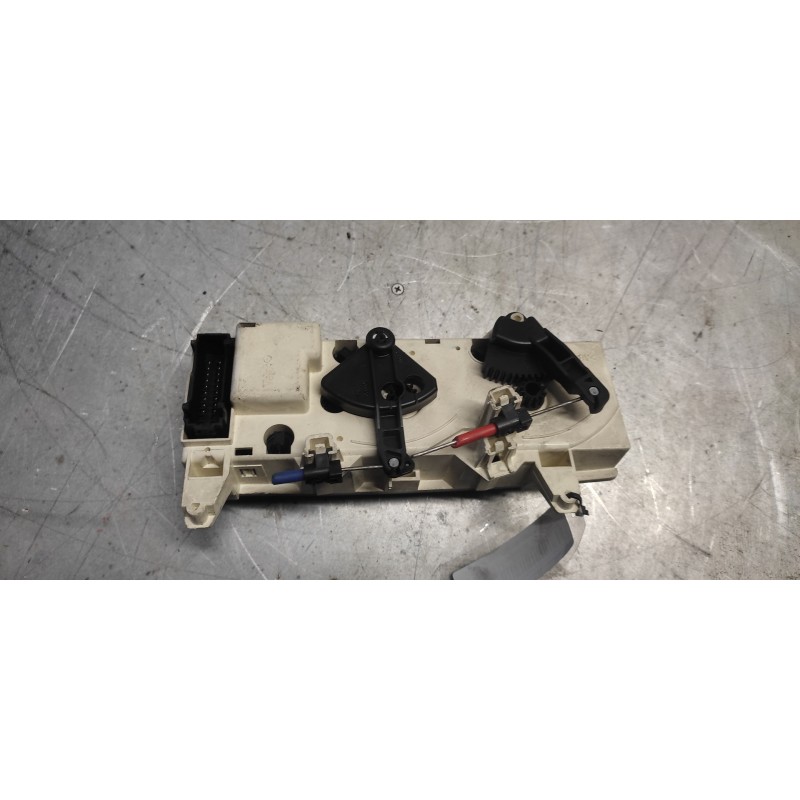 Recambio de mando calefaccion / aire acondicionado para renault megane i classic (la0) 1.5 cat referencia OEM IAM 655739W 2