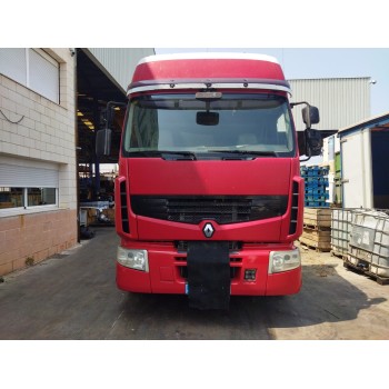 RENAULT PREMIUM LANDER