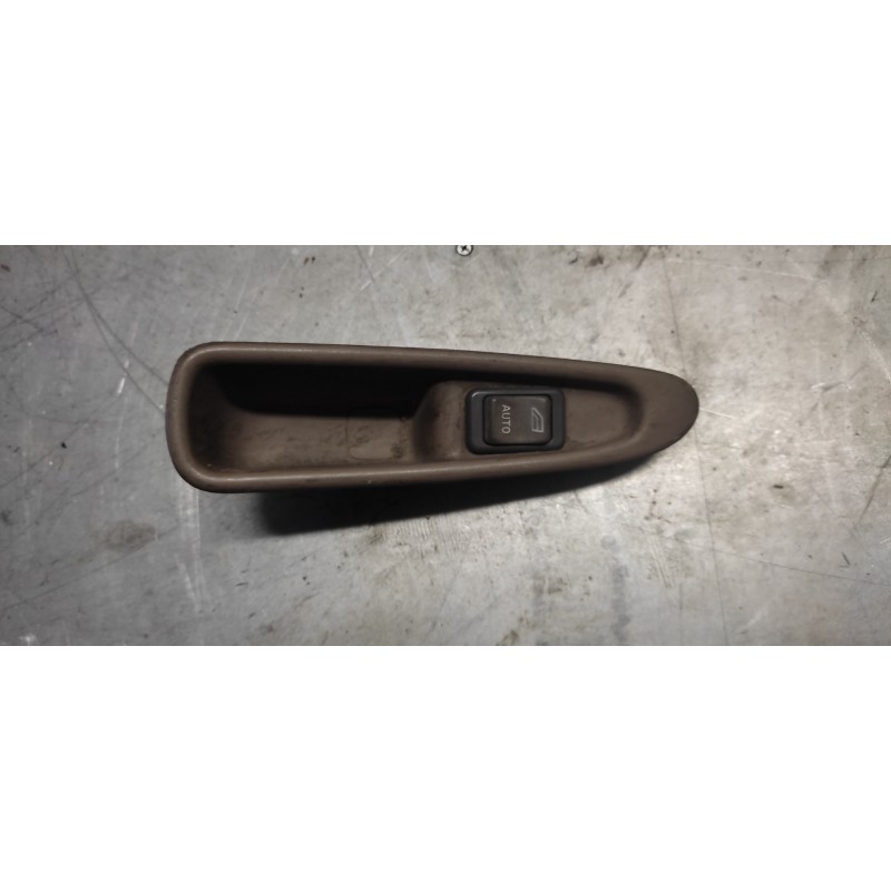 Recambio de mando elevalunas trasero izquierdo para volvo s40 berlina 1.9 turbodiesel referencia OEM IAM 03458021 5 PINS 