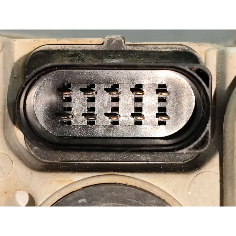 Recambio de faro derecho para skoda octavia ii combi (1z5) 2.0 tdi 4x4 referencia OEM IAM - Negro 2