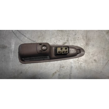 Recambio de mando elevalunas trasero izquierdo para volvo s40 berlina 1.9 turbodiesel referencia OEM IAM 03458021 5 PINS 
